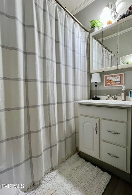 Photo #14: 148 Kingsley Avenue