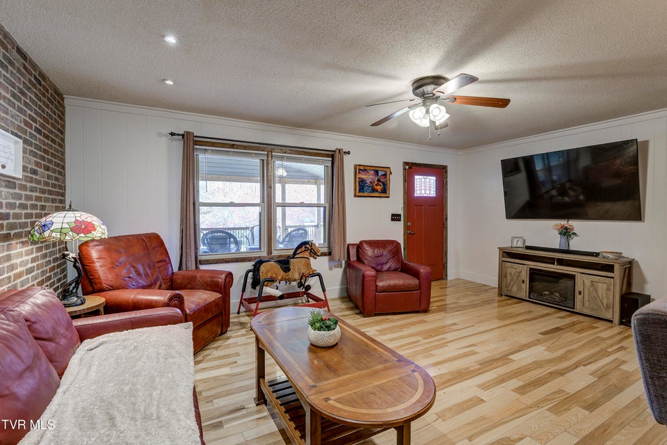 Photo #18: 335 Pleasant Hill Place