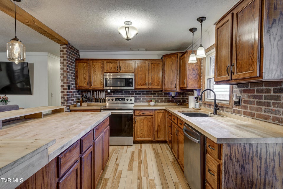 Photo #21: 335 Pleasant Hill Place