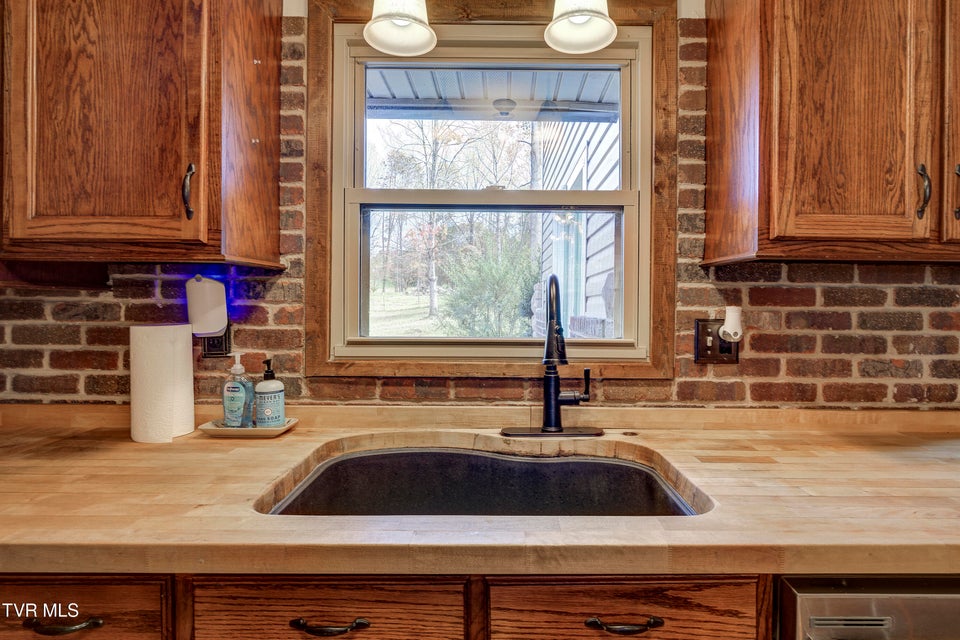 Photo #23: 335 Pleasant Hill Place