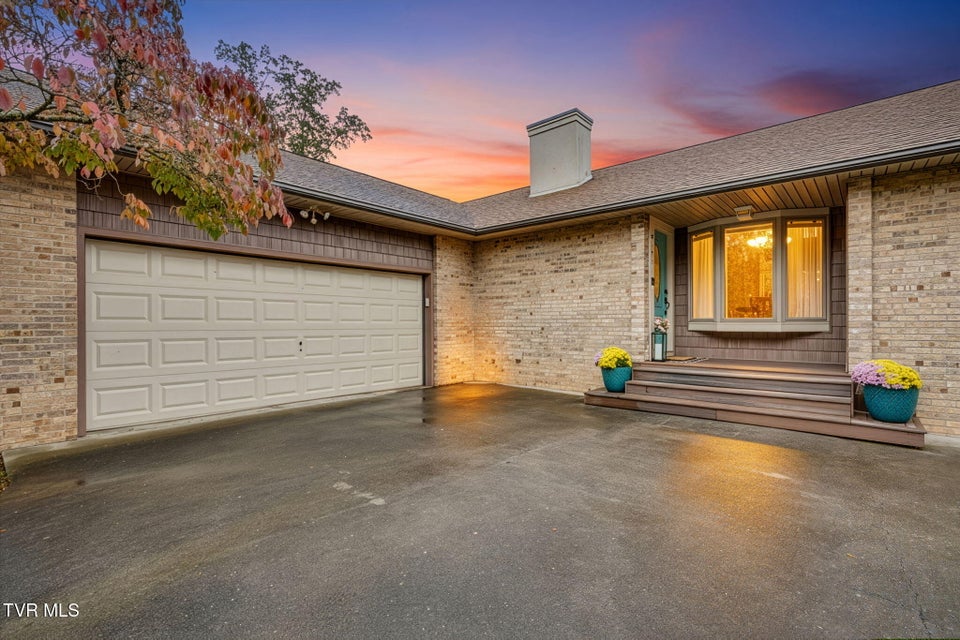 Photo #5: 4682 Old Stage Road