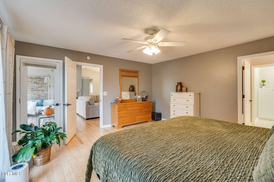 Photo #15: 4682 Old Stage Road