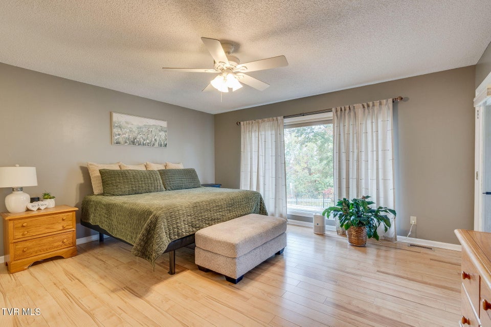 Photo #16: 4682 Old Stage Road