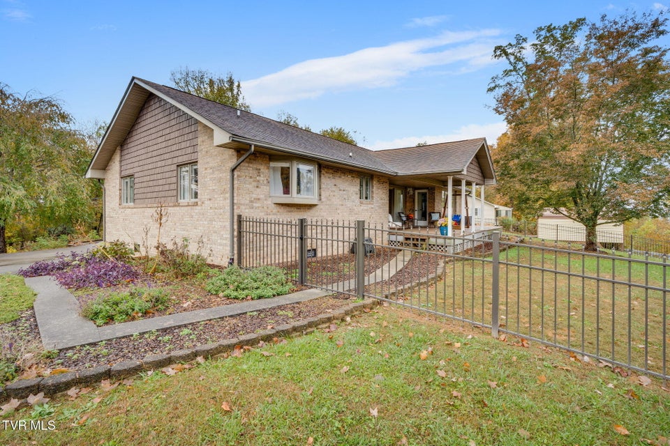 Photo #27: 4682 Old Stage Road