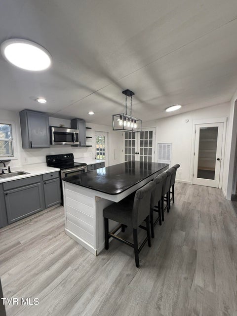 Photo #16: 675 Pinto Road