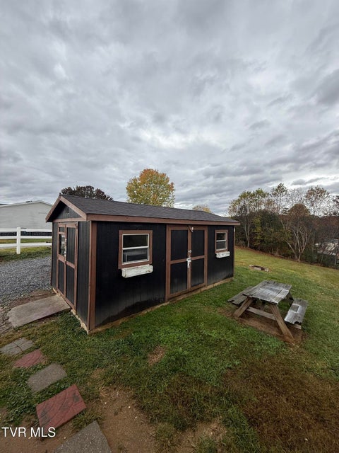 Photo #35: 675 Pinto Road