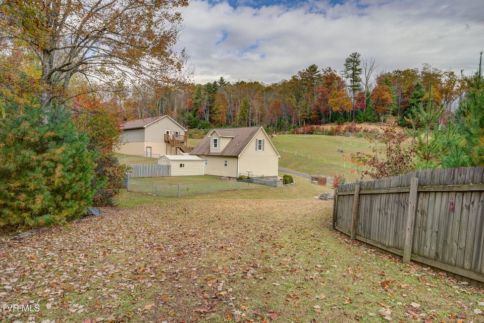 Photo #21: 185 Deer Tracks Circle Road