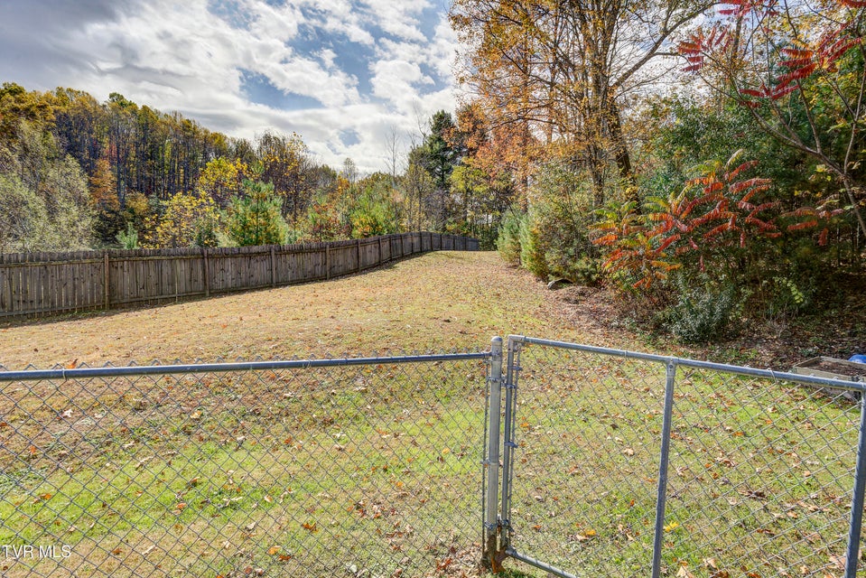 Photo #22: 185 Deer Tracks Circle Road