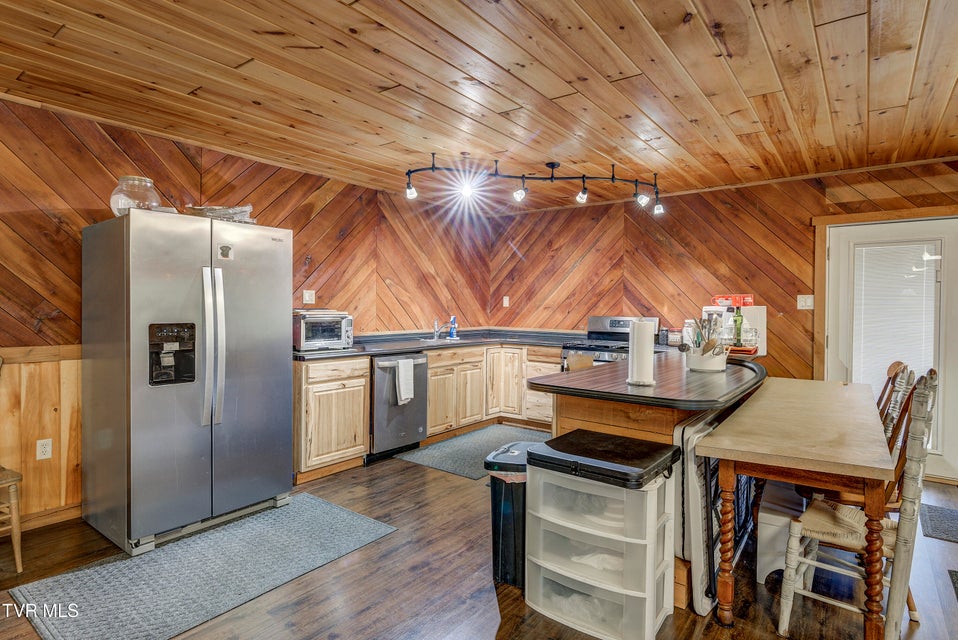 Photo #64: 185 Deer Tracks Circle Road