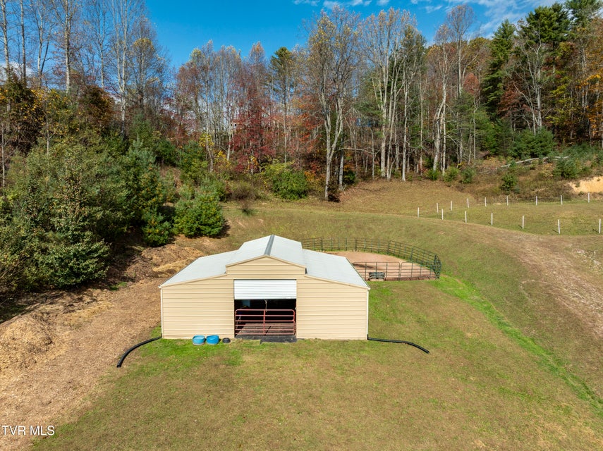 Photo #94: 185 Deer Tracks Circle Road