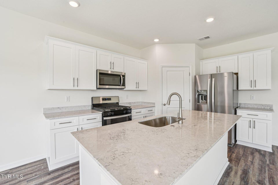 Photo #8: 683 Saint Andrews Drive 