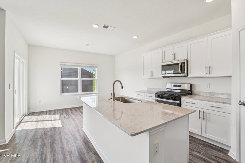 Photo #9: 683 Saint Andrews Drive 