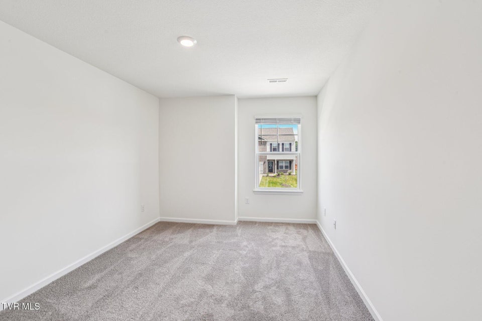 Photo #21: 683 Saint Andrews Drive 