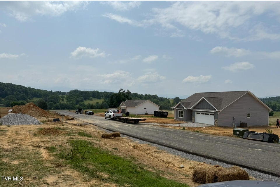 Photo #4: 270 Red Tail Ridge