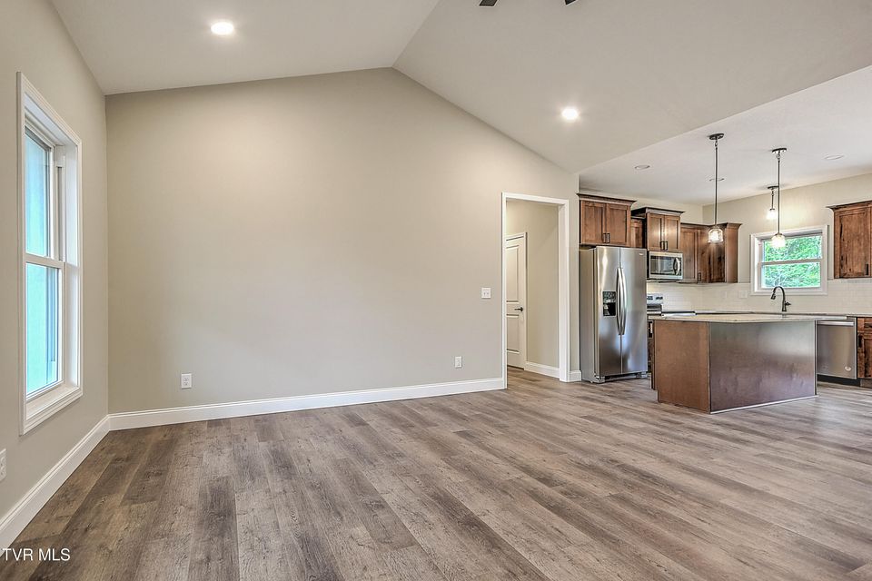 Photo #12: 270 Red Tail Ridge