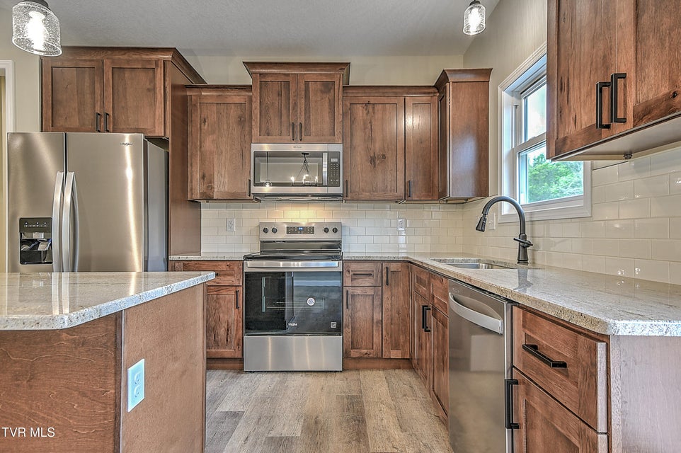 Photo #22: 270 Red Tail Ridge