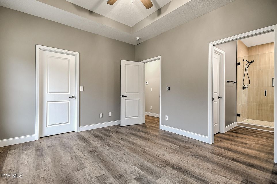 Photo #31: 270 Red Tail Ridge