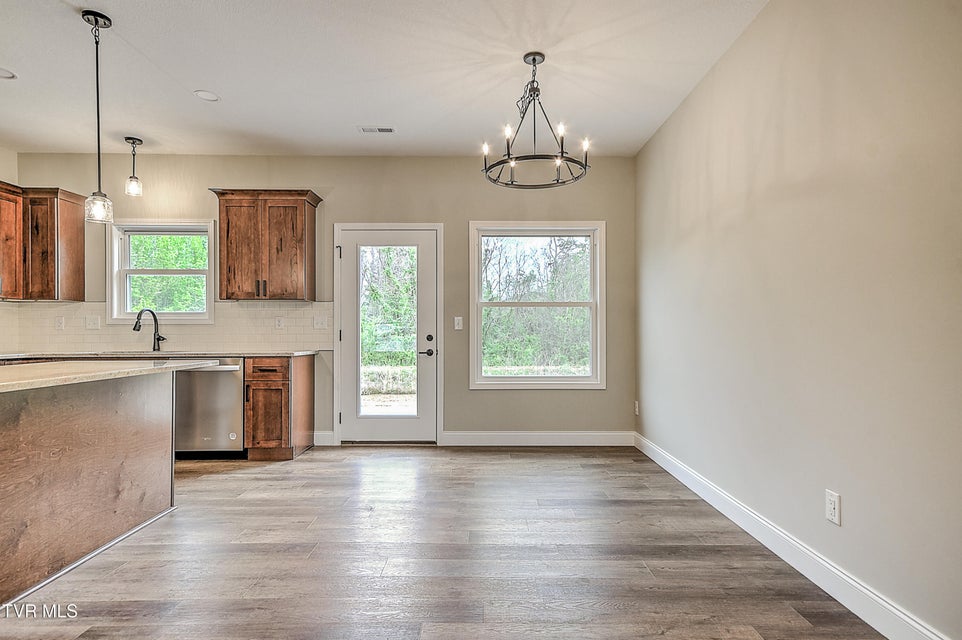 Photo #42: 270 Red Tail Ridge