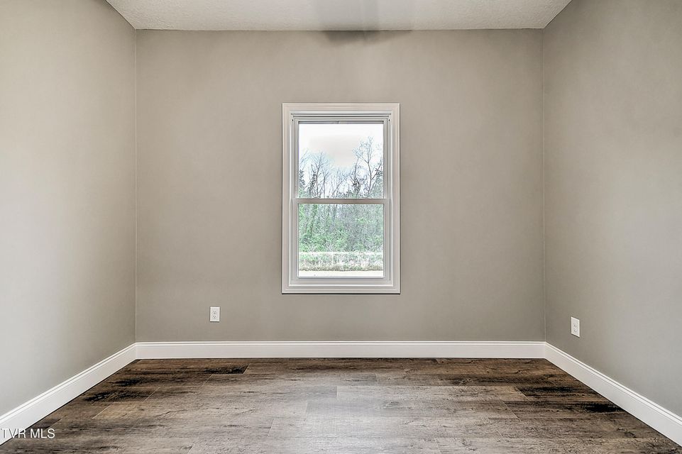 Photo #45: 270 Red Tail Ridge