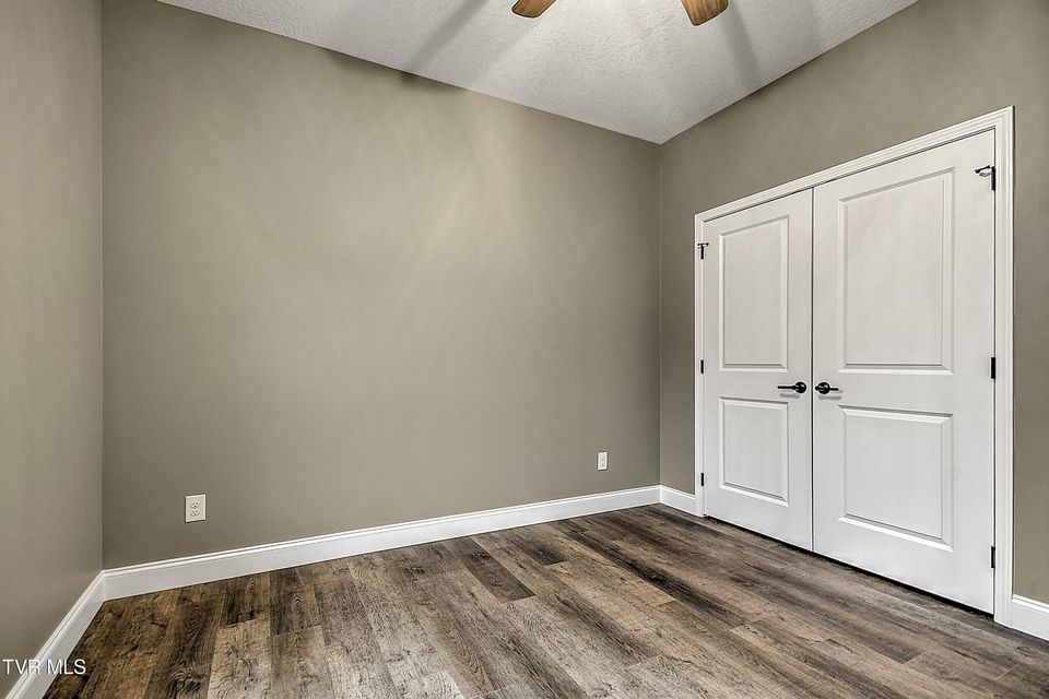 Photo #46: 270 Red Tail Ridge