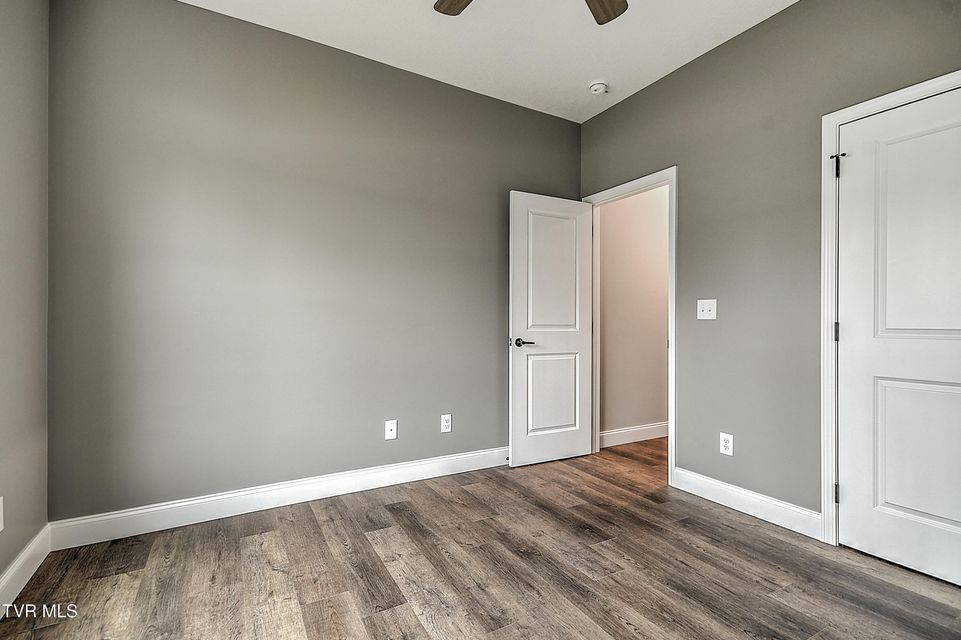 Photo #50: 270 Red Tail Ridge