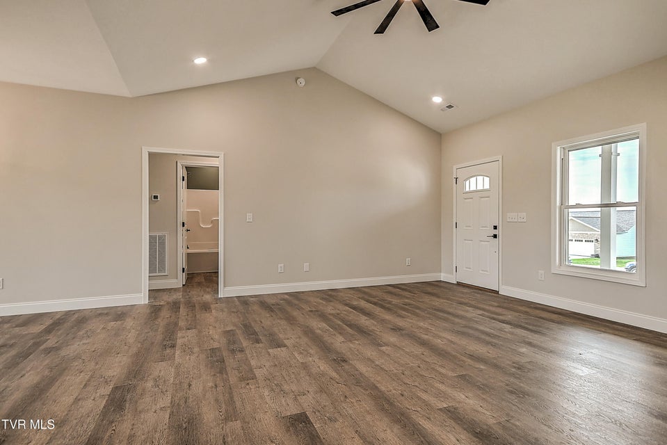 Photo #3: 245 Red Tail Ridge