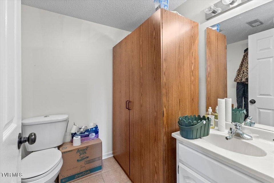 Photo #13: 141 Valley Crest Drive