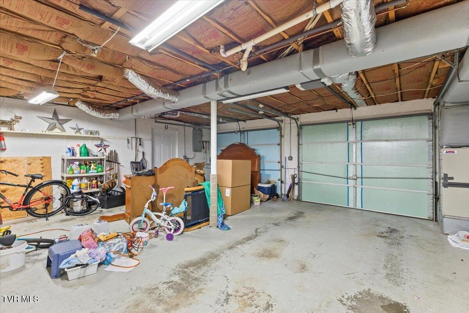 Photo #16: 141 Valley Crest Drive