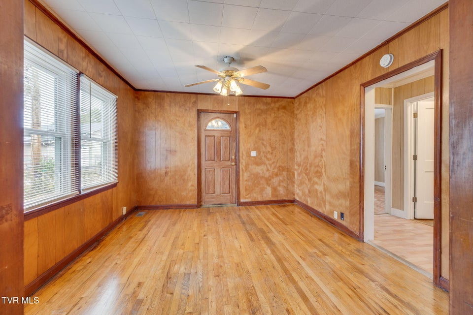 Photo #6: 1614 Burgie St 