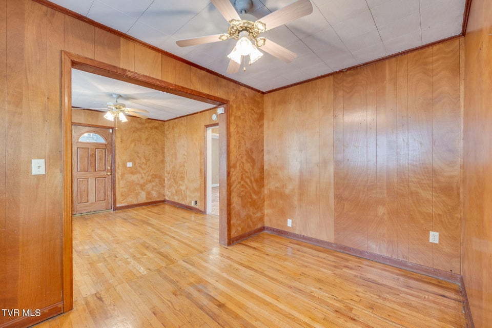 Photo #8: 1614 Burgie St 