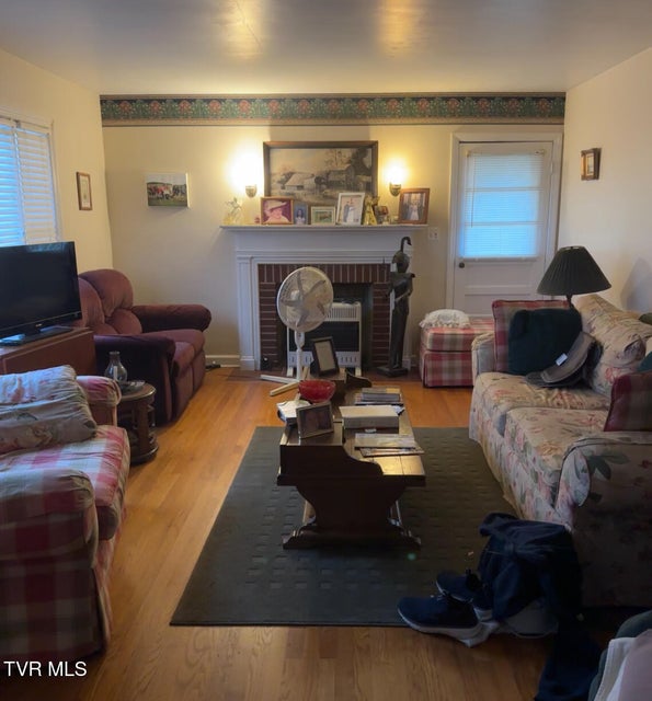 Photo #8: 5207 Roan Street