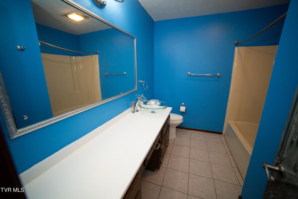 Photo #15: 421 Eastley Court