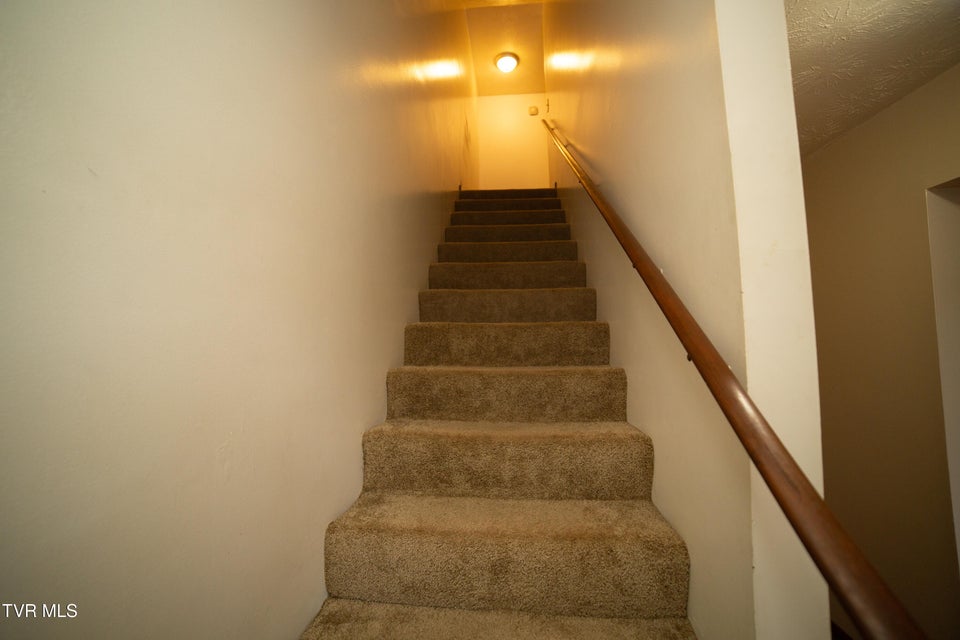 Photo #18: 421 Eastley Court