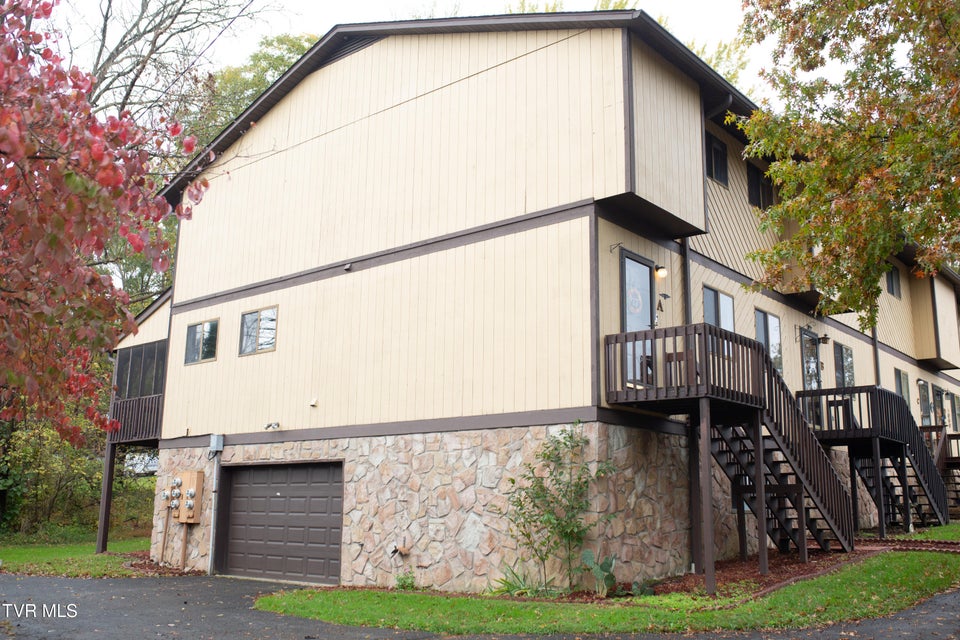 Photo #22: 421 Eastley Court