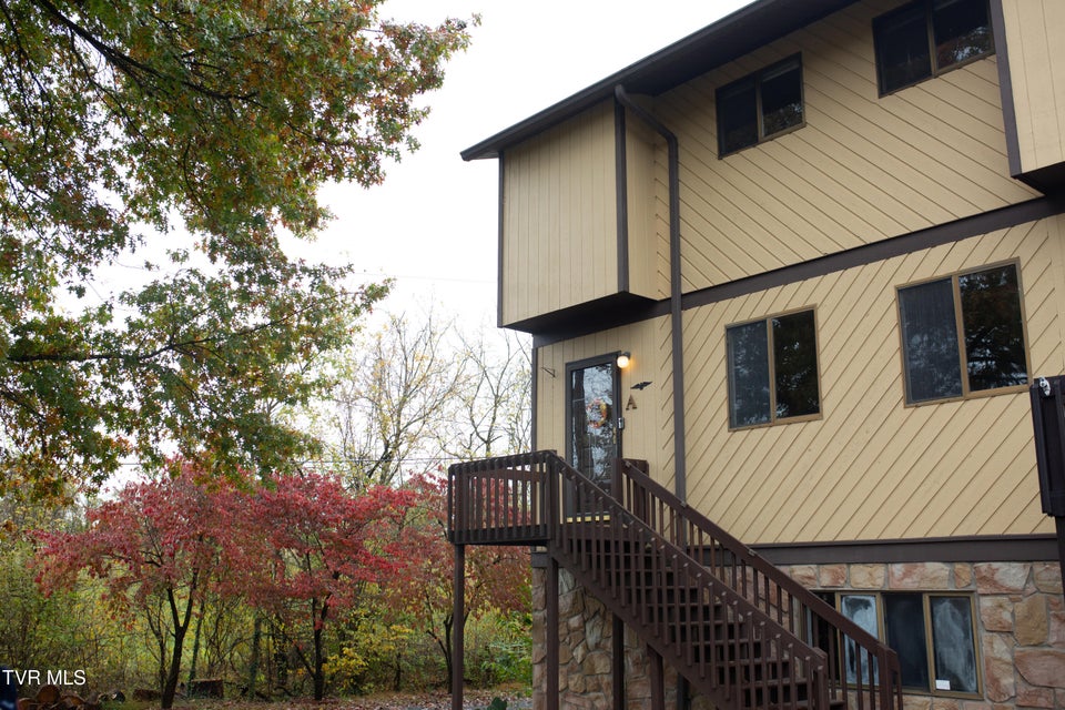 Photo #23: 421 Eastley Court