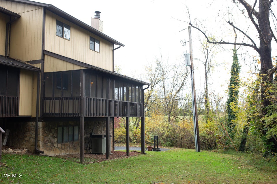 Photo #26: 421 Eastley Court