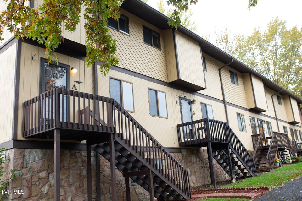 Photo #29: 421 Eastley Court