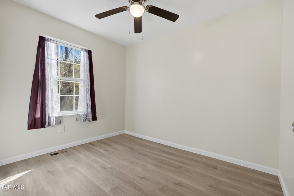 Photo #14: 170 Brighton Place