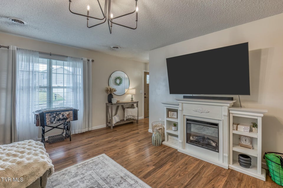 Photo #10: 2309 Fox Meadows Circle