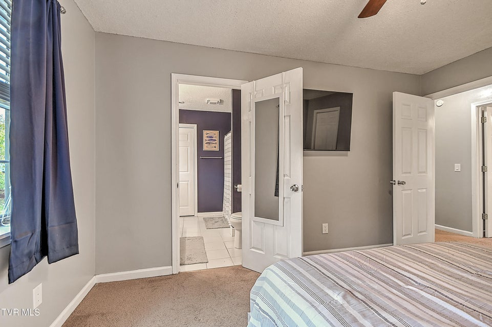 Photo #22: 128 Flint Street