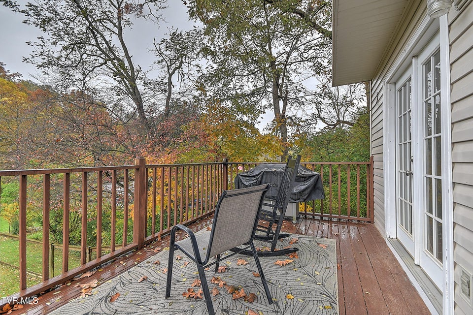 Photo #32: 128 Flint Street