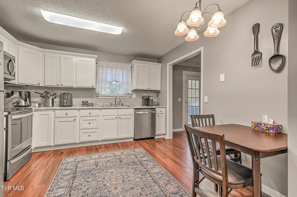 Photo #15: 128 Flint Street