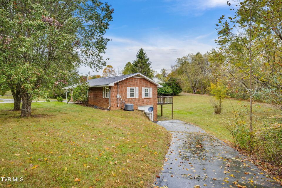 Photo #2: 156 Green Pond Road