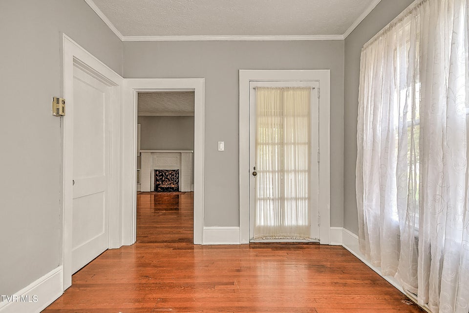 Photo #14: 824 Arlington Avenue