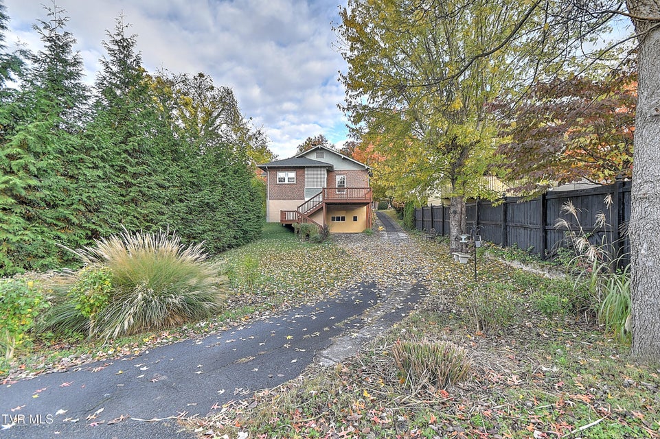 Photo #41: 824 Arlington Avenue