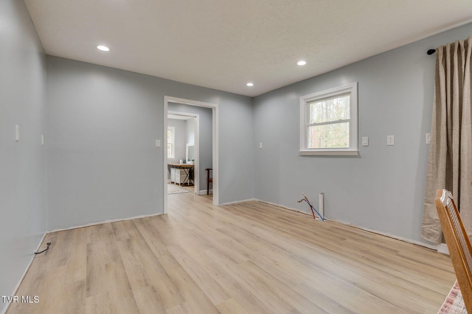 Photo #11: 1111 Copper Ridge Road