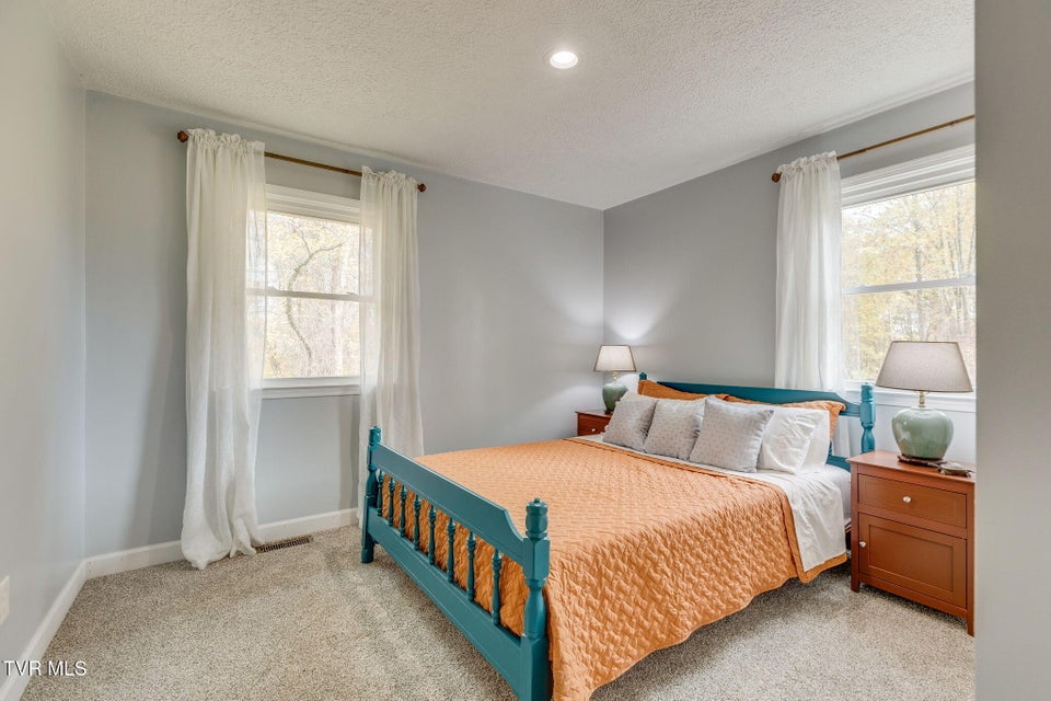 Photo #16: 1111 Copper Ridge Road