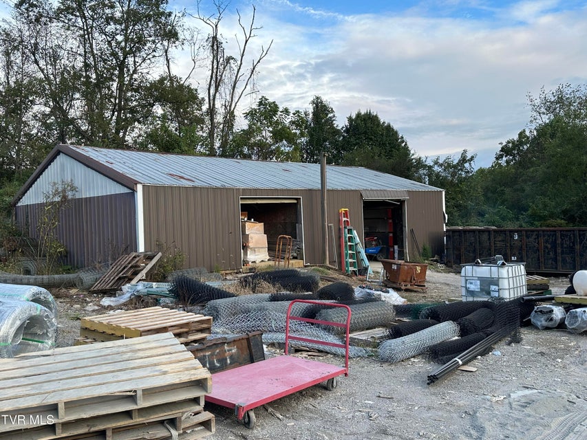 Photo #6: 5015 Memorial Boulevard