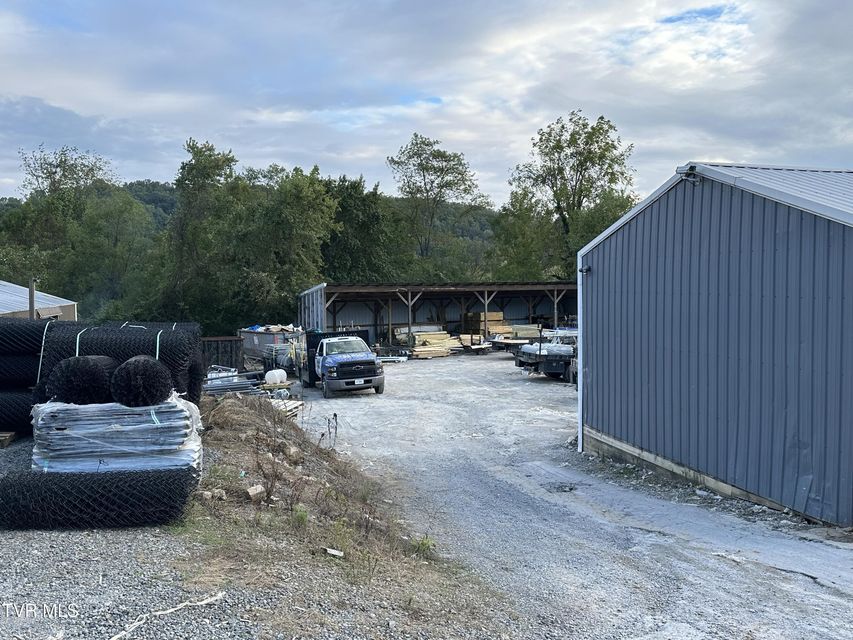 Photo #7: 5015 Memorial Boulevard