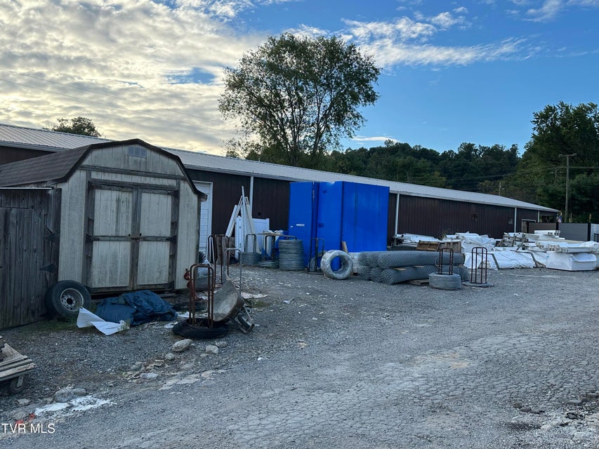 Photo #9: 5015 Memorial Boulevard